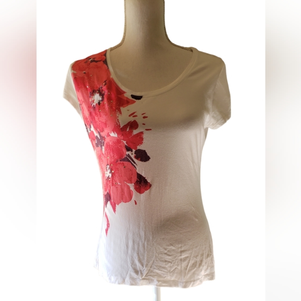 White New York & Company Floral Tee